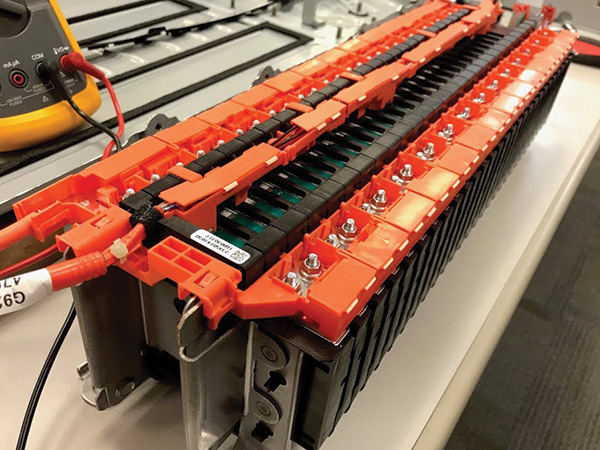 Manutenzione Pacchi Batterie auto ibride milano - sostituzione Manutenzione Pacchi Batterie auto ibride milano - sostituzione